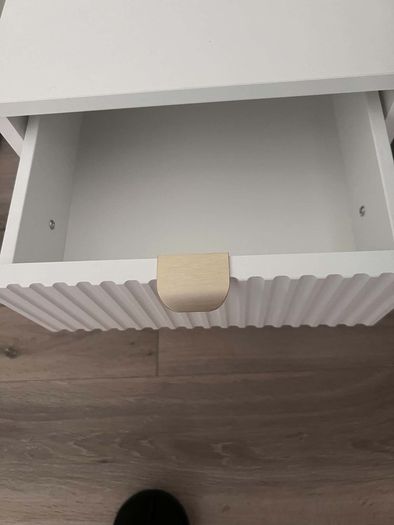 Bed side table