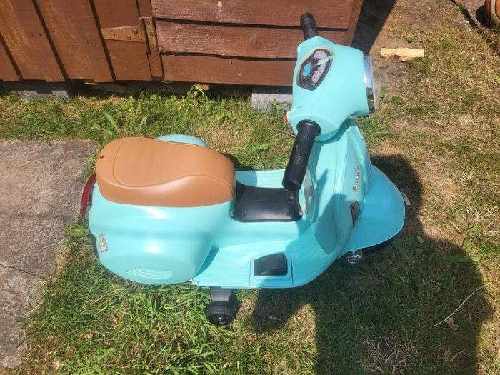 kids vespa