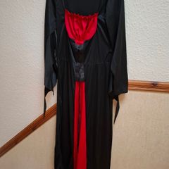 3 Ladies Halloween costumes