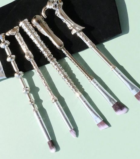 Harry Potter Makeup Brush
