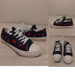 Fabulous Canvas Shoes Trainers