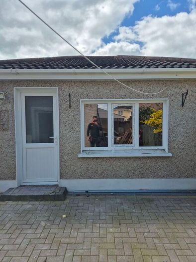 windows and doors , fitting services