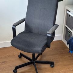 IKEA MALKOLM Office Chair  Great Mechanical Condition (Discolored Fabric) Sandyford D18