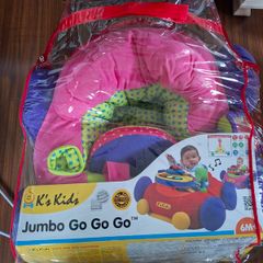 Baby sit up car