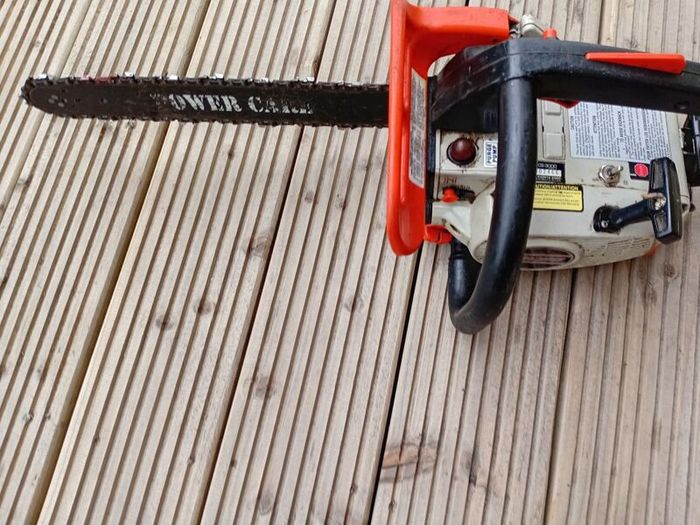 chainsaw