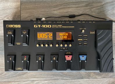Boss GT100