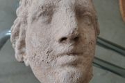 classical cast decor