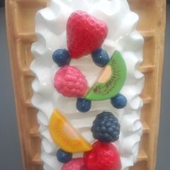 Waffle figure