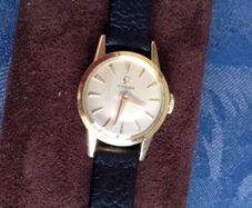 Omega ladies watch 18k solid gold mechanical 17 jewels