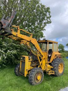 MF 50HX loader.. 4x4