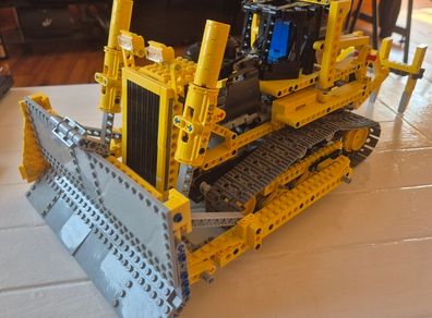 Lego Technic Bulldozer
