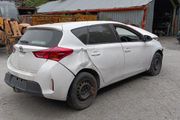 Breaking Toyota auris 2015 diesel