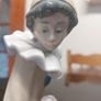 Nao by Lladro Figurine ' Wandering minstrel ' clown with Mandolin (MD50) Image 10