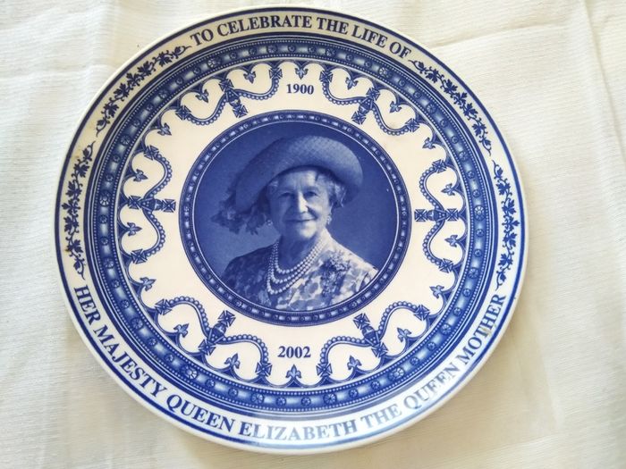 Wedgewood Queen Mother Commemorate Plate