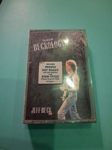 6 Pop Music Cassette Tapes