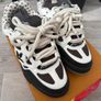 LV sneakers Image 3