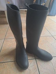 riding shoes