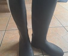 riding shoes
