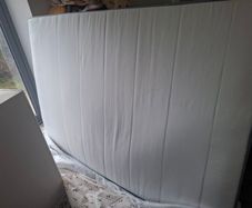 double divan with 4 drawers and almost new mattress