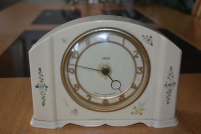 Vintage Smiths bakelite clock