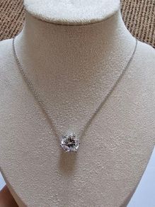 Brand New Sparkling Solitaire Pendant Necklace