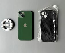 iPhone 13 Three network