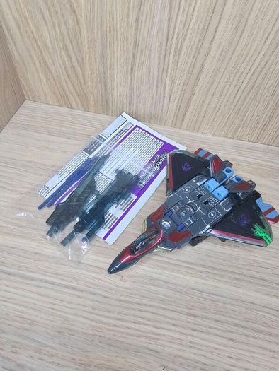Transformers Energon Starscream (2004) Complete