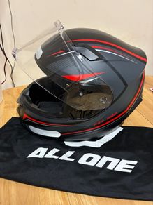Motorcycle helmet size M