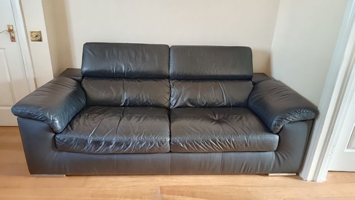Black leather 3-seater sofa
