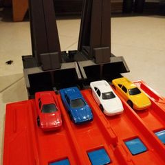 Hot Wheels Track Builder Race Crate