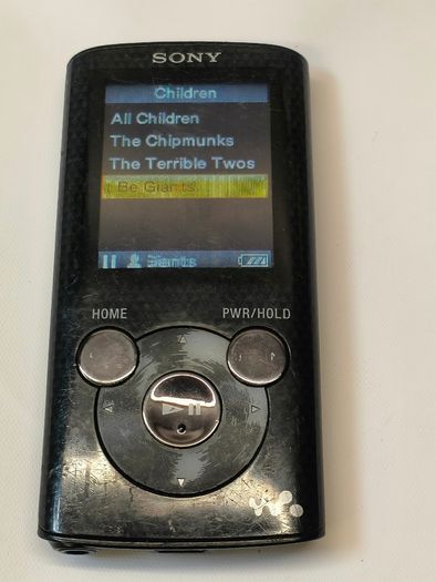 Sony Walkman NWZ-E384 Digital Media Music Player MP4 Black