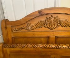 King size Bed