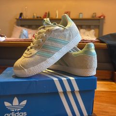 kids adidas gazelle