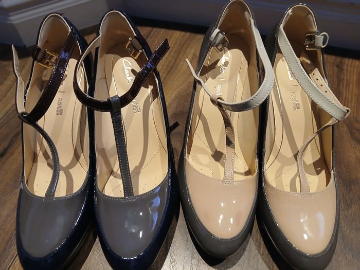 Full wardrobe of 22 pairs of size 5(38) shoes and boots, including Faith, Clarkes, Havianas, flip flops, Crocs, work shoes, court shoes, dressy shoes, high heel boots, and waterproof hiking boots. - LOW PRICE FOR QUICK SALE