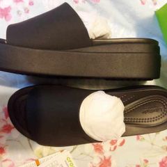 Crocs Brooklyn woman's/girl's sliders, brand new