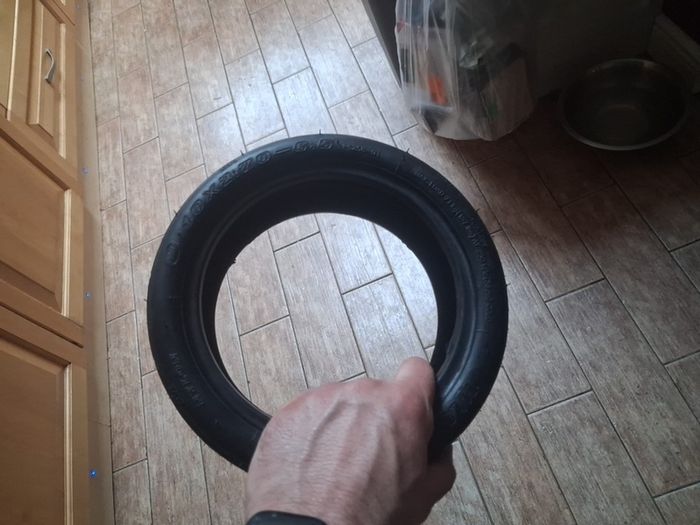 E- scooter 10 inch street tire tubed and tubeless tires .