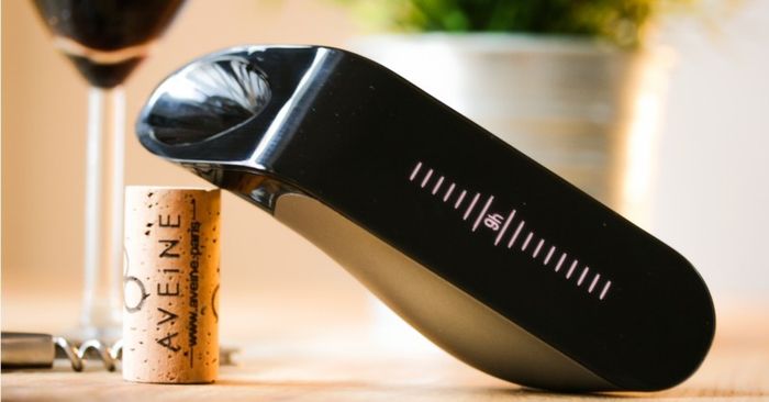 Aveine Smart Wine Aerator (Original Flagship Model) - 1-24h - Touchscreen
