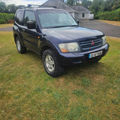 2002 Mitsubishi Pajero