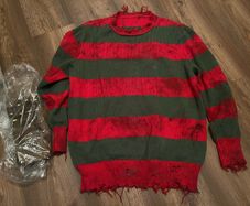 Margaret Olschewskis Freddy Krueger sweater