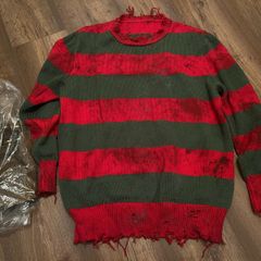 Margaret Olschewskis Freddy Krueger sweater