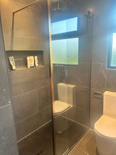 Merlyn 1000mm 8mm Wetroom Shower Panel