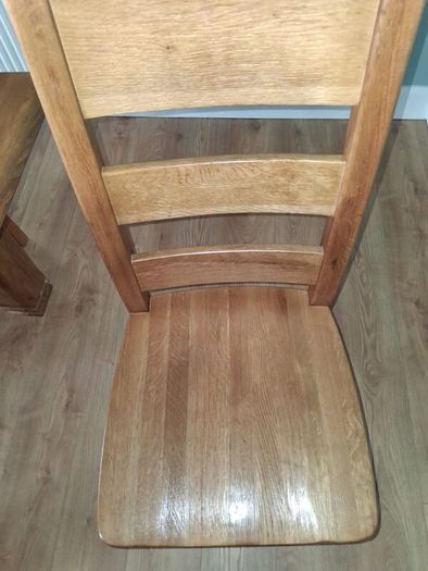 Solid Oak Dining table and 8 chairs