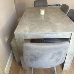 6 person table and chairs