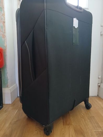 SUITCASE  American Tourister Medium
