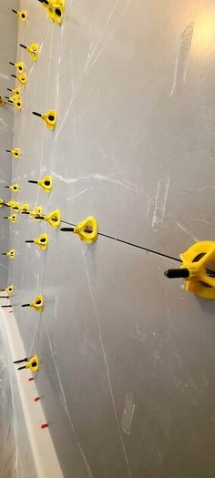 Spin Master Tile Levelling System 5mm - 28mm thickness tiles , Suitable for all tiles including outdoor porcelain tiles, 100% Level Results