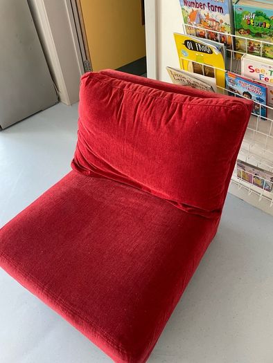 red futon