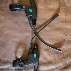 ENGWE M20 Used Mechanical E-bike Brake Levers with 2-Pin Motor Cut-Off