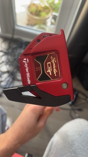 Taylormade Spider GT putter