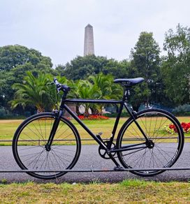 Fuji fixed-gear / single-speed bike in good working condition
