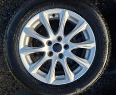 16" Genuine Ford Alloys with tyres